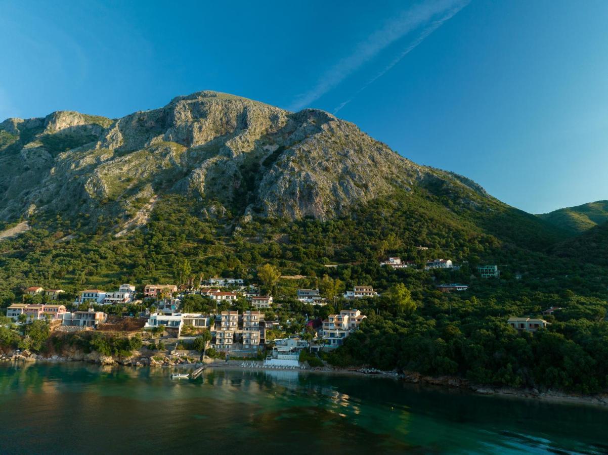 Glyfa Beach Villas Barbáti Eksteriør bilde