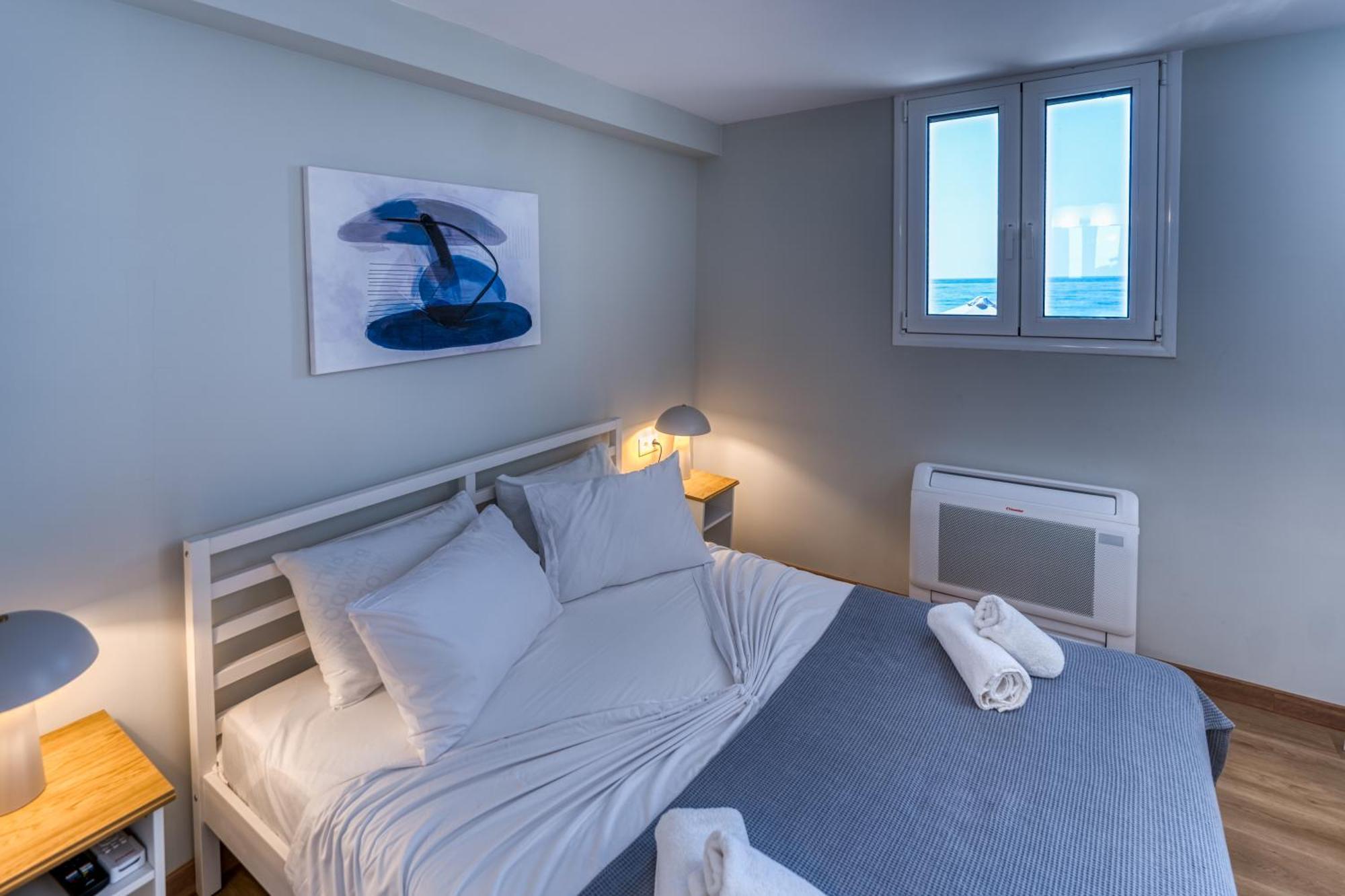 Glyfa Beach Villas Barbáti Eksteriør bilde