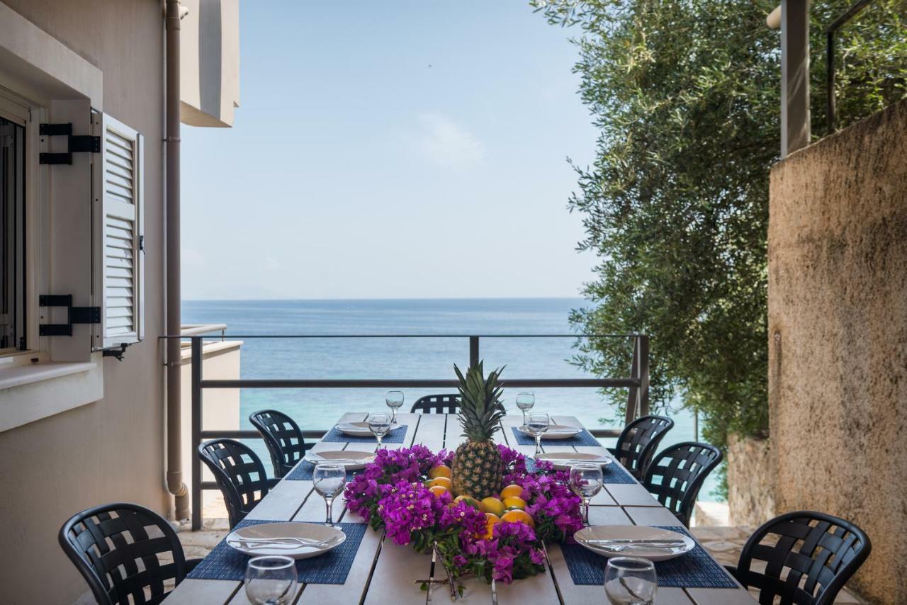 Glyfa Beach Villas Barbáti Eksteriør bilde