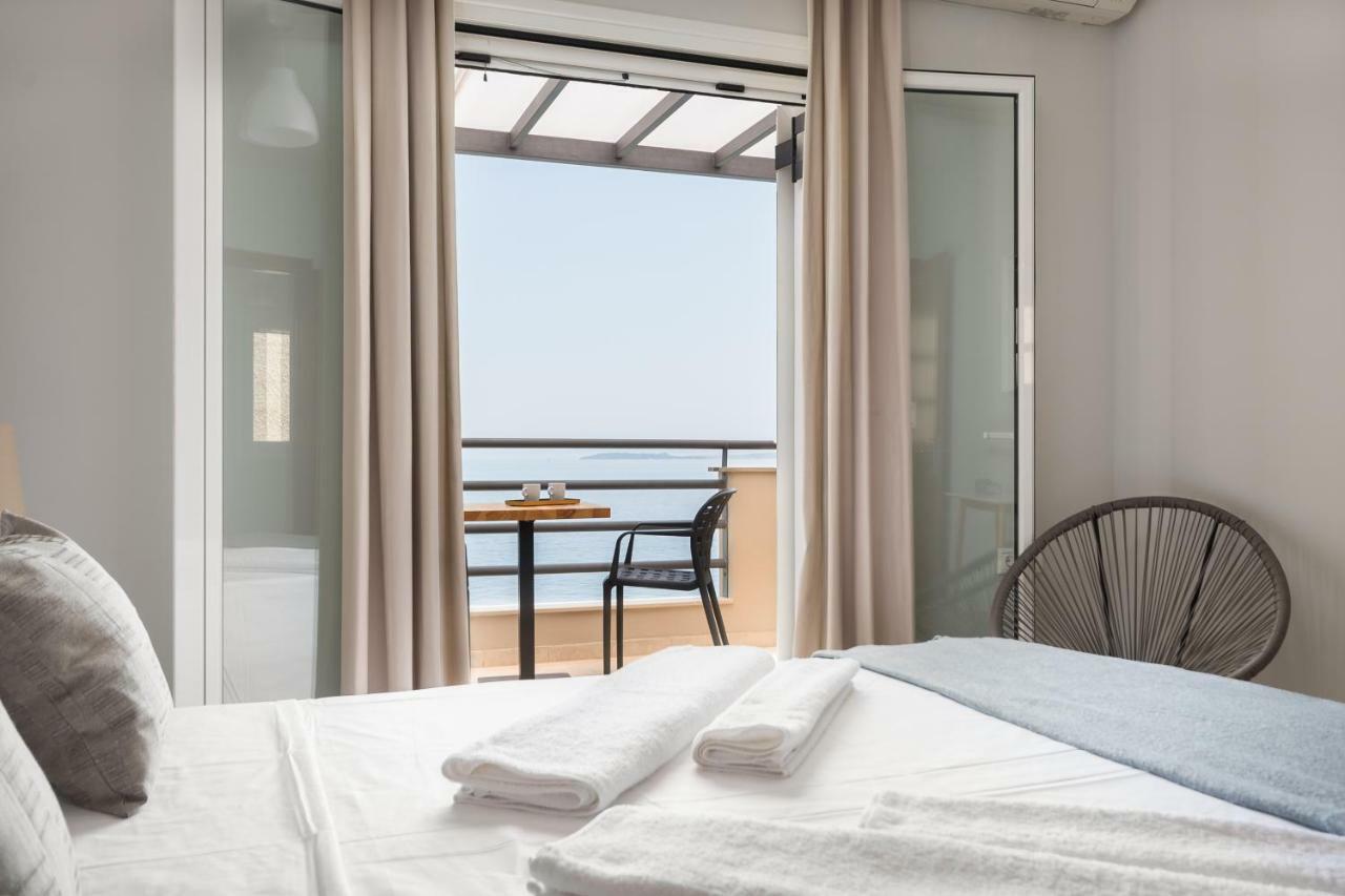 Glyfa Beach Villas Barbáti Eksteriør bilde