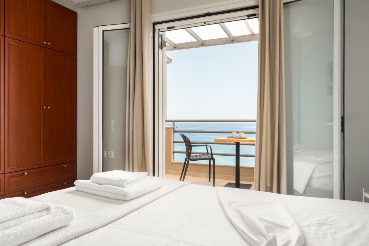 Glyfa Beach Villas Barbáti Eksteriør bilde