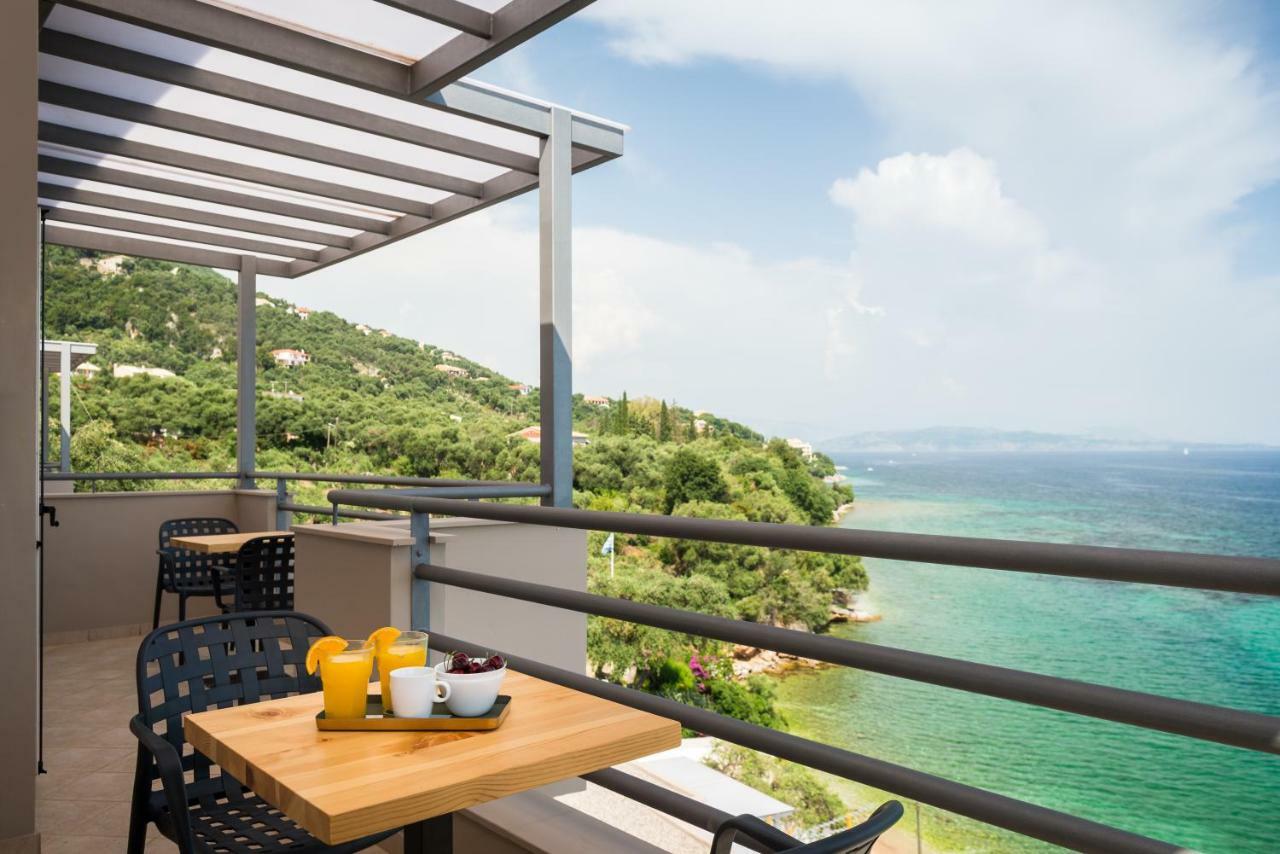 Glyfa Beach Villas Barbáti Eksteriør bilde