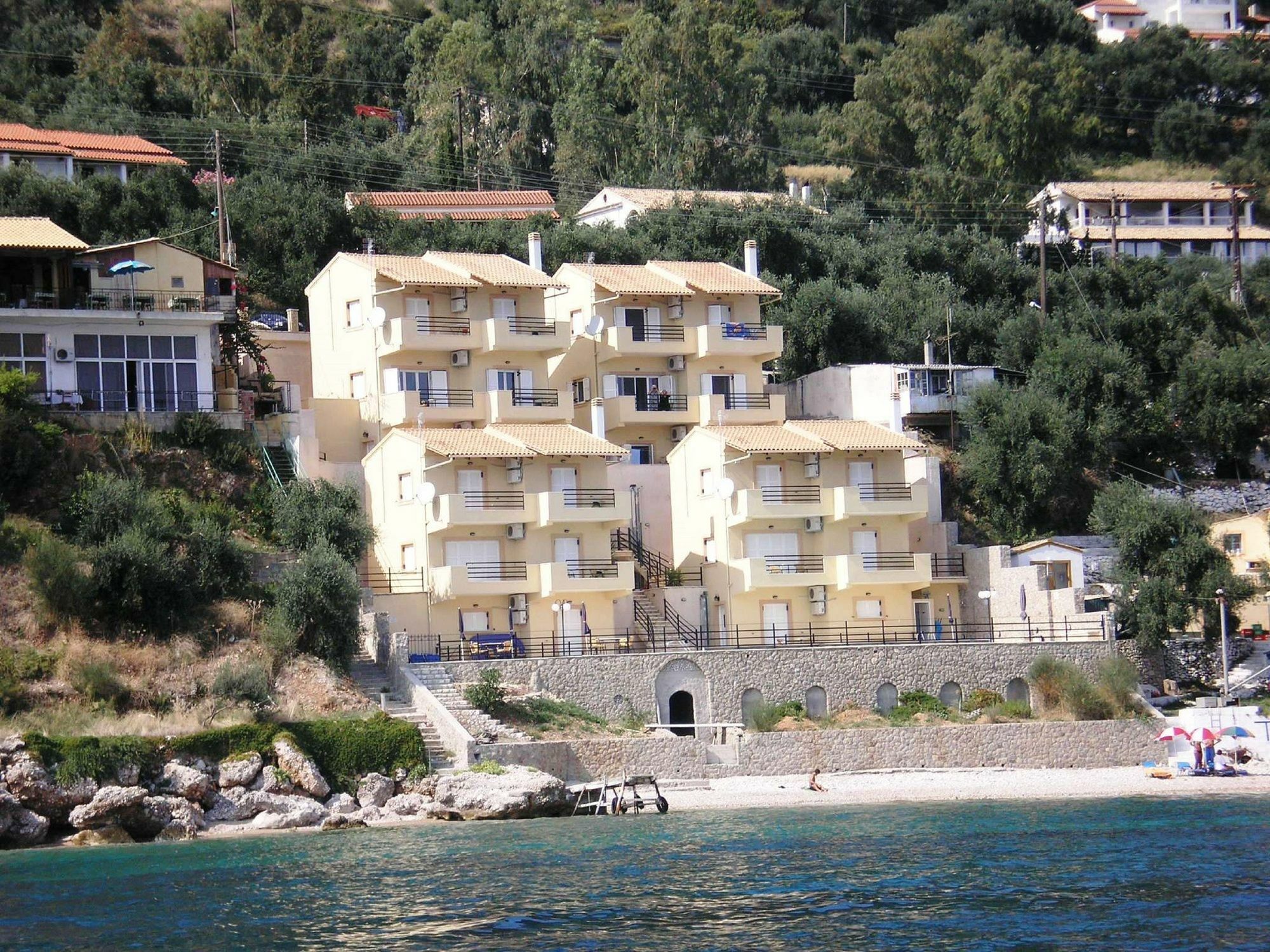 Glyfa Beach Villas Barbáti Eksteriør bilde